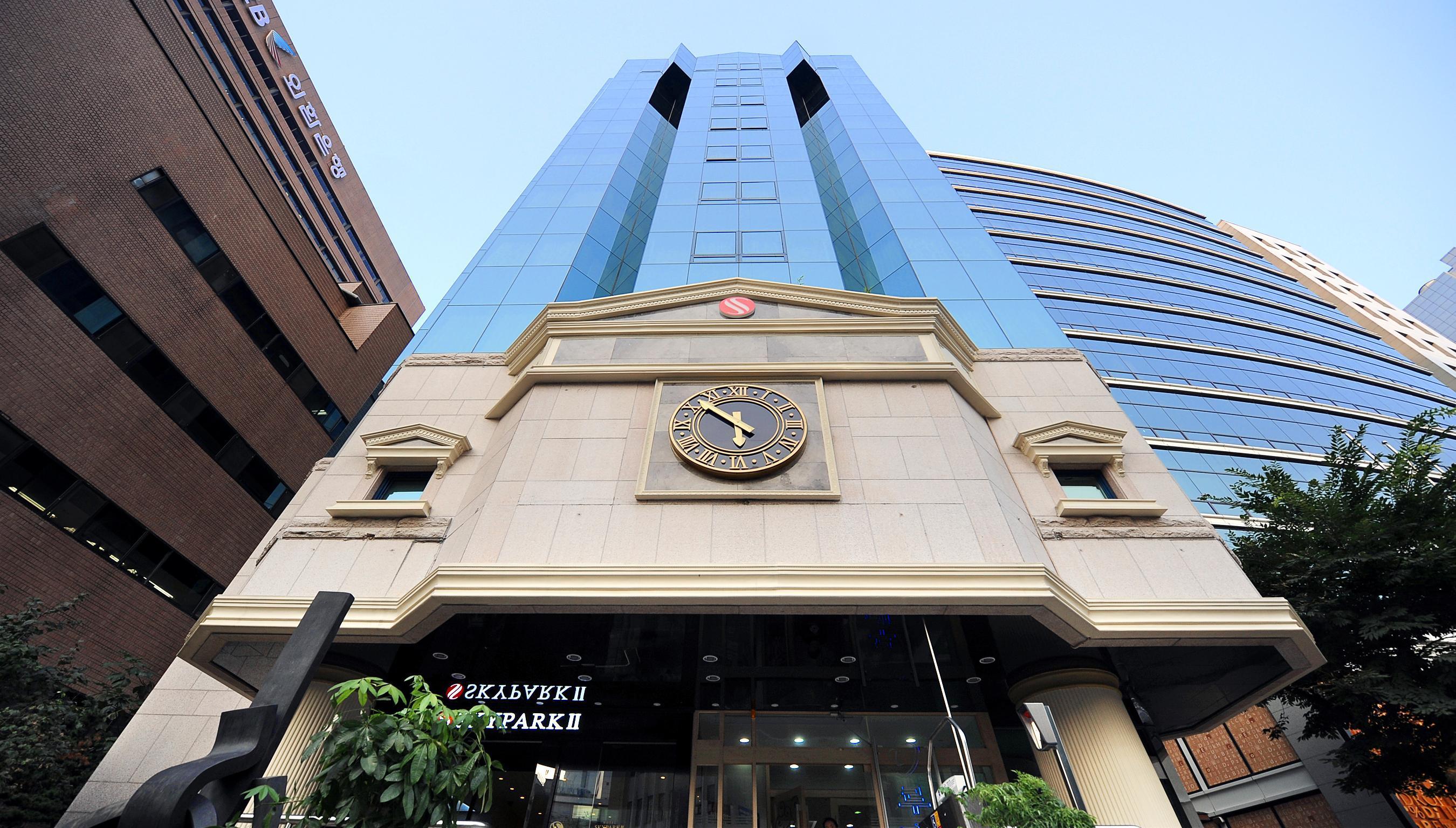Skypark Myeongdong 2 Hotel 3*