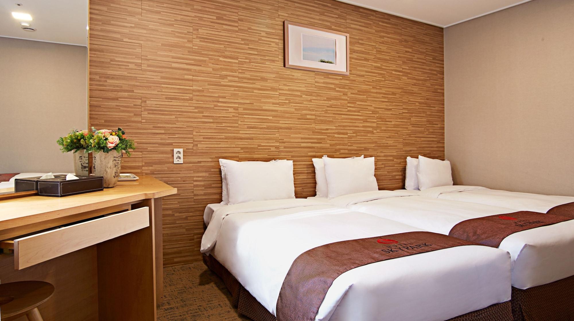 Skypark Myeongdong 2 Hotel
