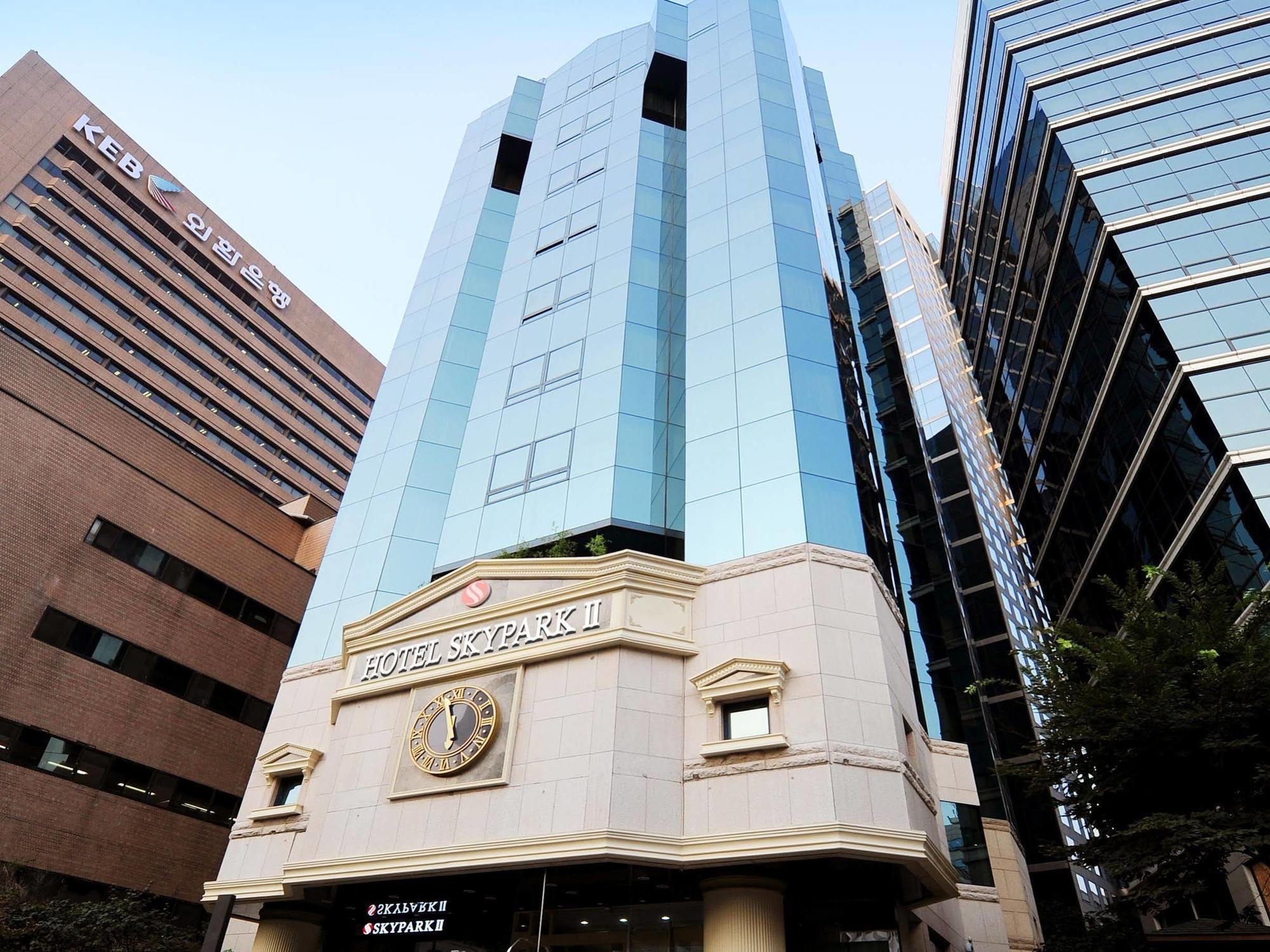Skypark Myeongdong 2 Hotel